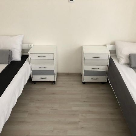 MiJa apartmán s VINNÝM SKLÍPKEM, zahradou a grilem Kájov Exterior foto